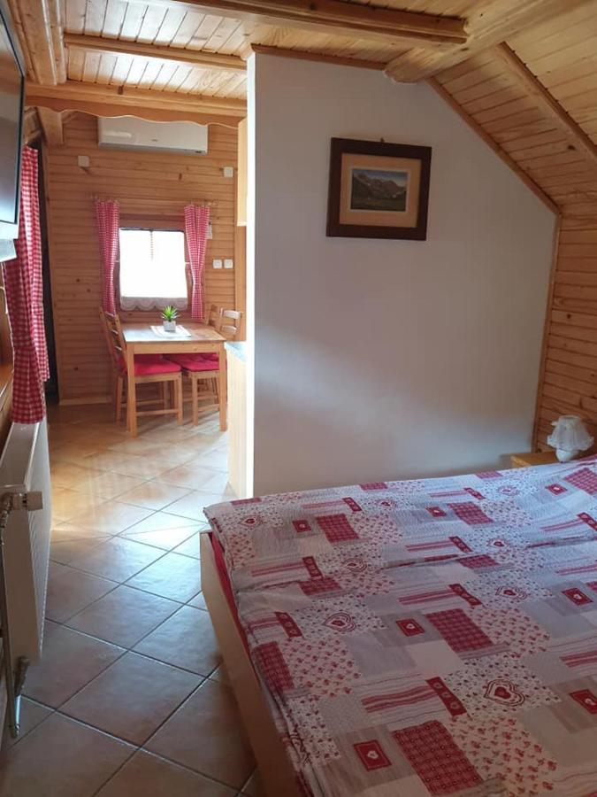 Apartments Sobe Jurcek Luce Екстер'єр фото