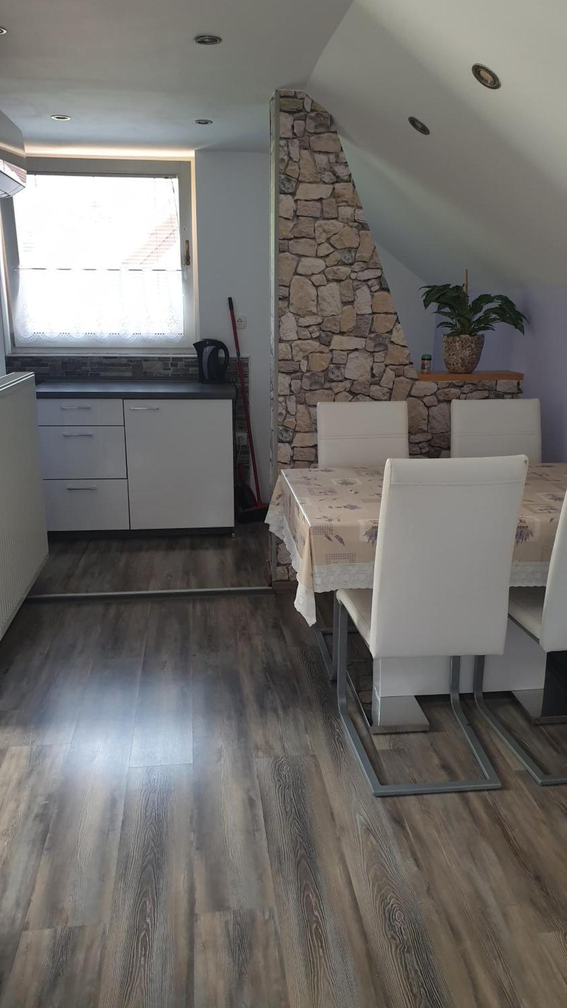 Apartments Sobe Jurcek Luce Екстер'єр фото